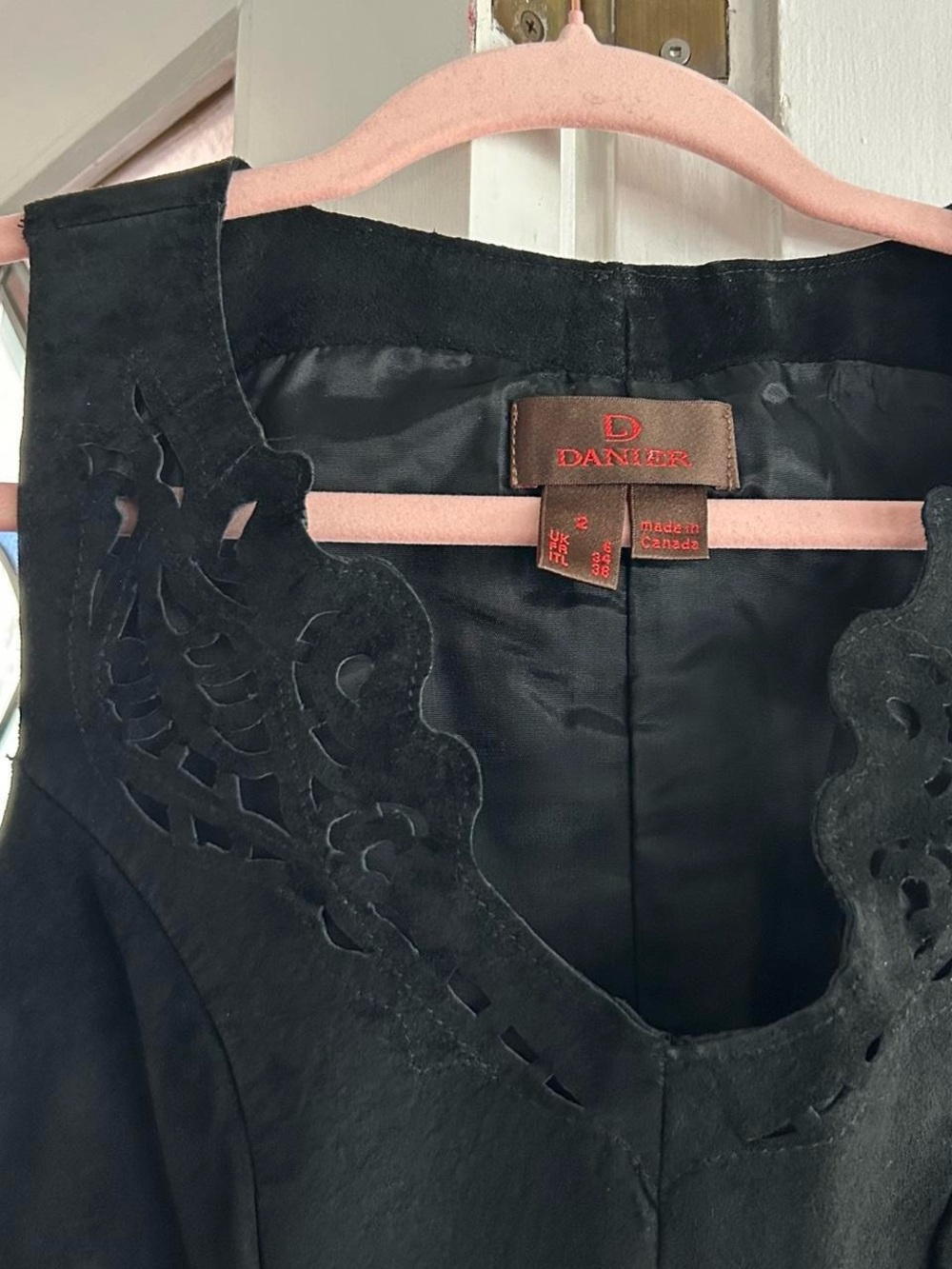 Danier Black genuine leather Suede Sleeveless Cutout Neck Shell - Picture 3 of 7